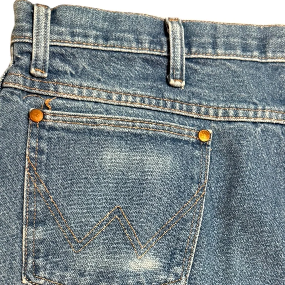 Wrangler Cowboy Cut Slim Fit Jeans Medium Wash Denim Mens 38x36 Classic 936DEN